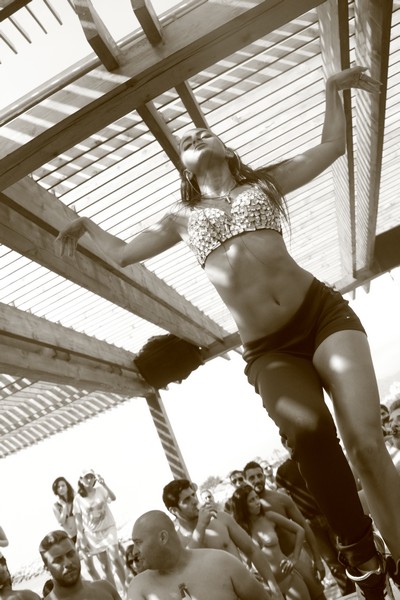 Cyan Beach Bar on Sunday